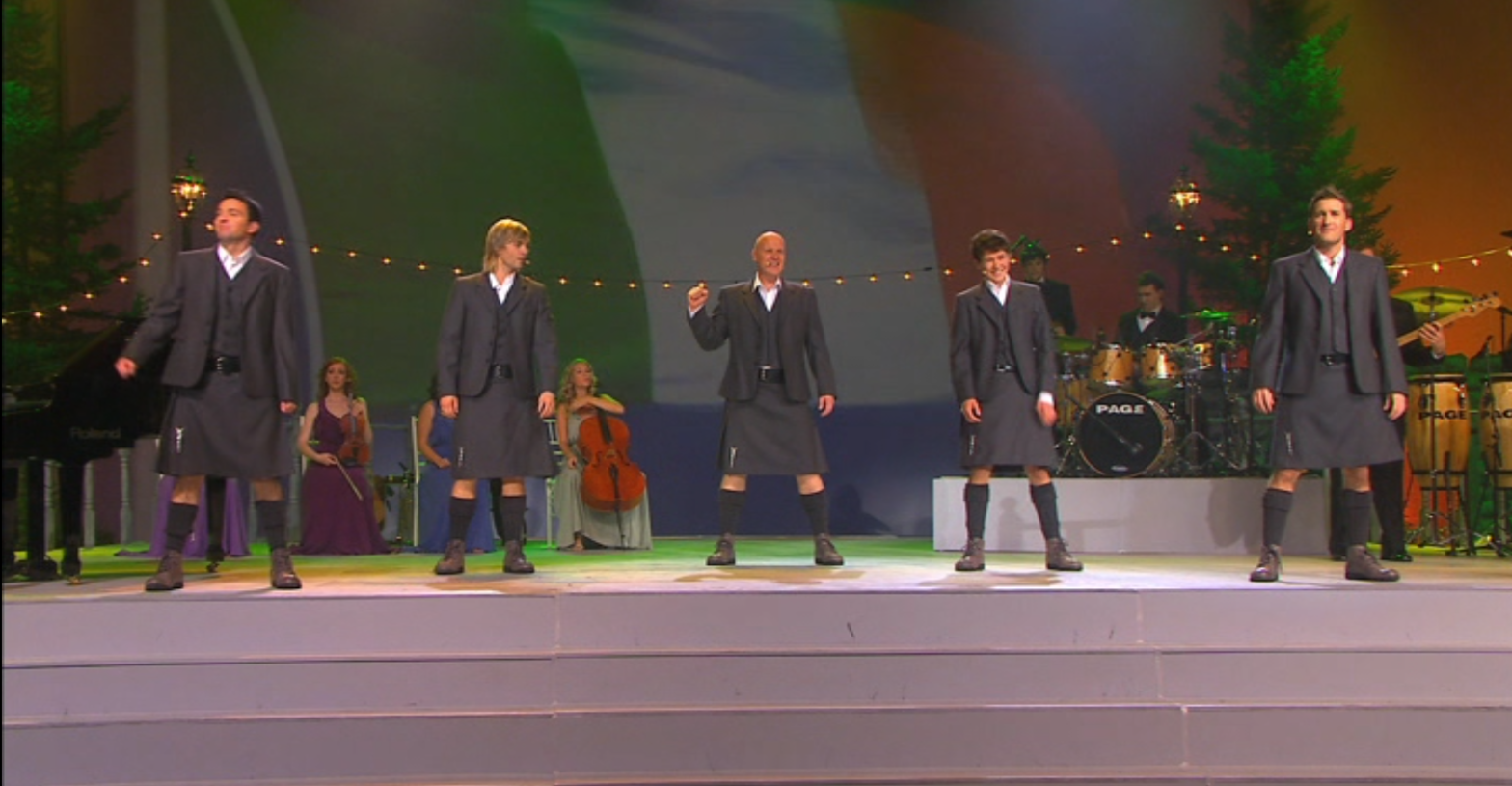 Celtic Thunder: It's Entertainment! (2010)